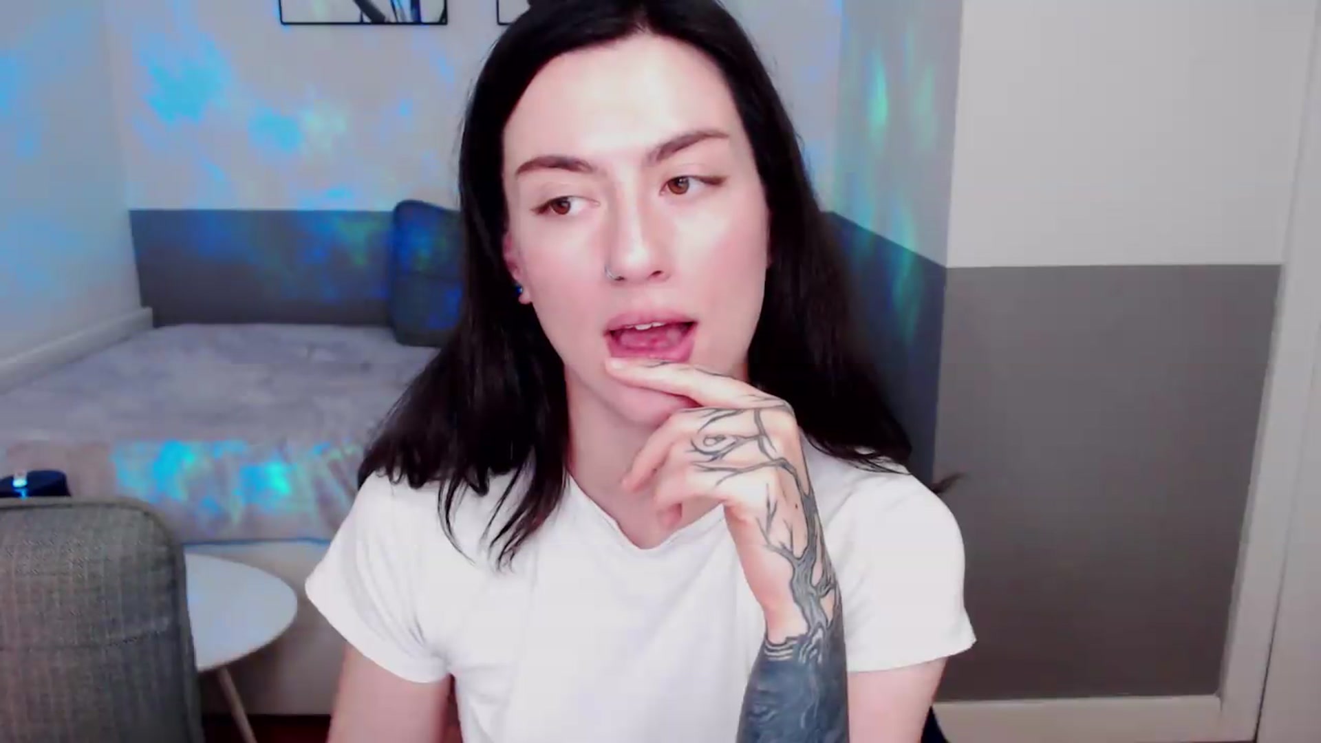 Gallery image thumbnail from HeyAriel's myfreecams stream on, 07/31/2026, 23:36 image 16 of 20