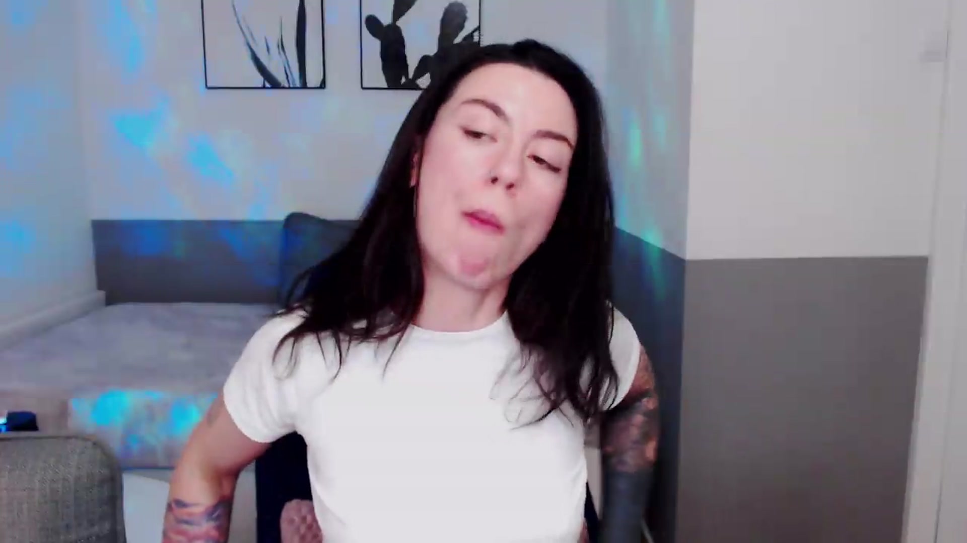 Gallery image thumbnail from HeyAriel's myfreecams stream on, 08/01/2026, 01:08 image 9 of 20