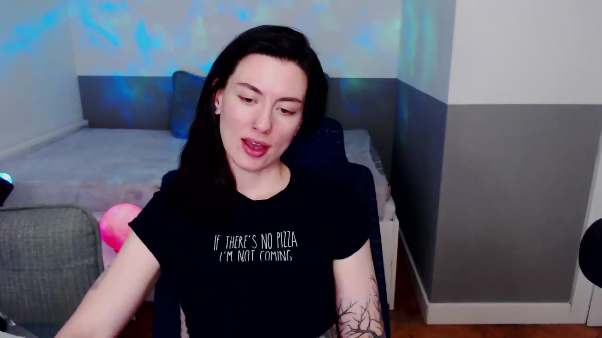 Gallery image thumbnail from HeyAriel's myfreecams stream on, 08/11/2026, 21:46 image 17 of 20