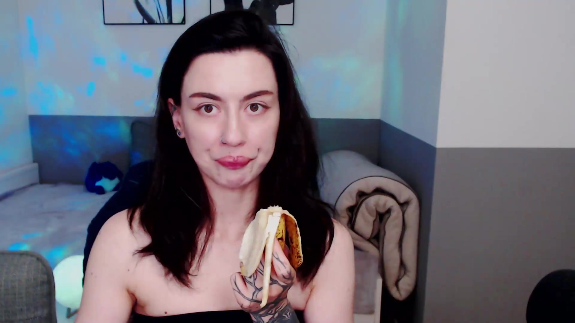 Gallery image thumbnail from HeyAriel's myfreecams stream on, 08/23/2026, 20:44 image 10 of 20