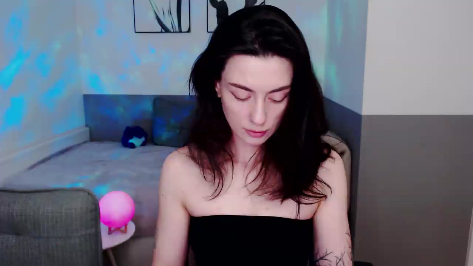 Gallery image thumbnail from HeyAriel's myfreecams stream on, 08/23/2026, 20:44 image 1 of 20