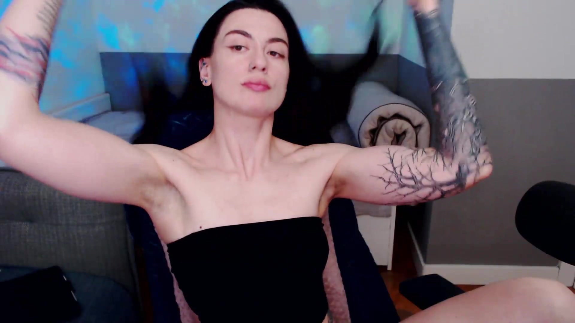 Gallery image thumbnail from HeyAriel's myfreecams stream on, 08/23/2026, 20:44 image 18 of 20