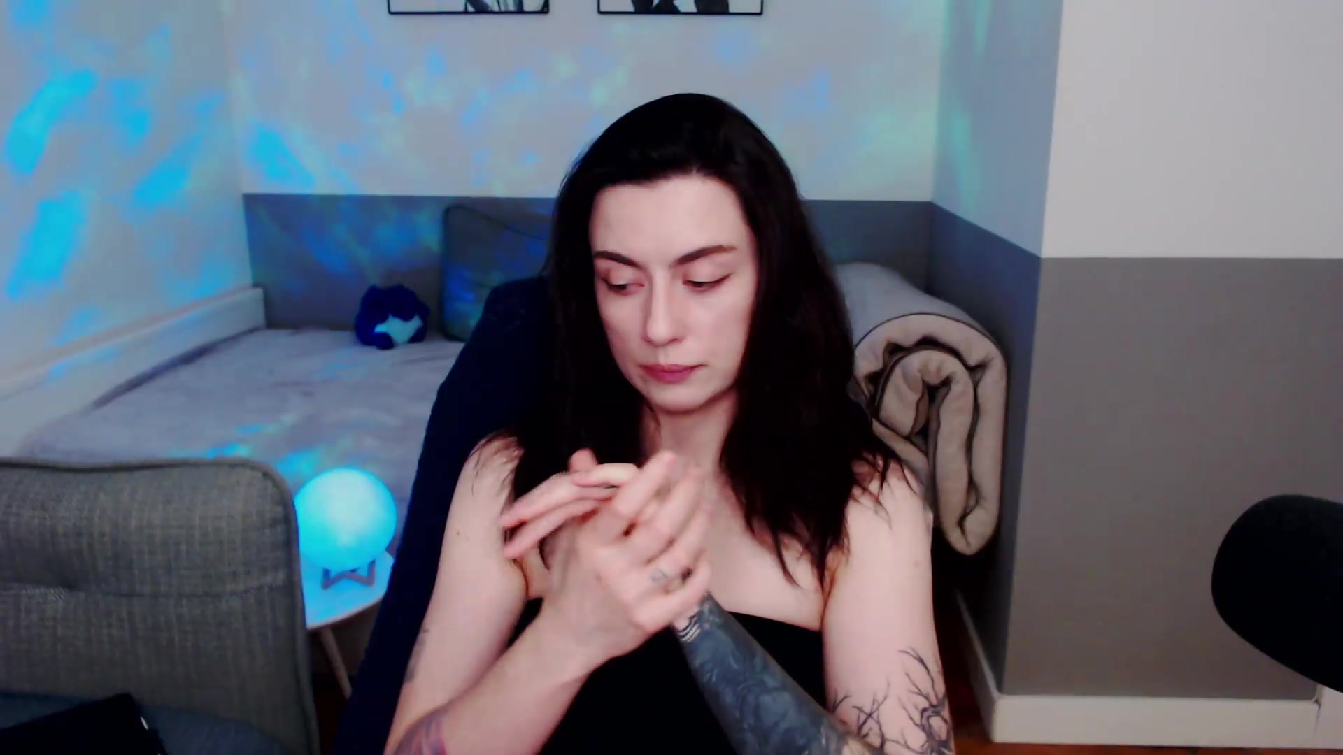 Gallery image thumbnail from HeyAriel's myfreecams stream on, 08/23/2026, 20:44 image 7 of 20