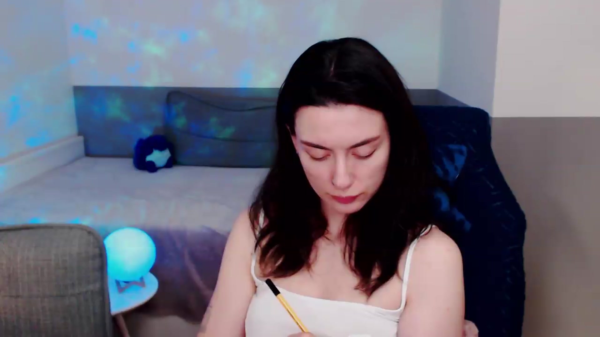 Gallery image thumbnail from HeyAriel's myfreecams stream on, 08/25/2026, 23:06 image 16 of 20