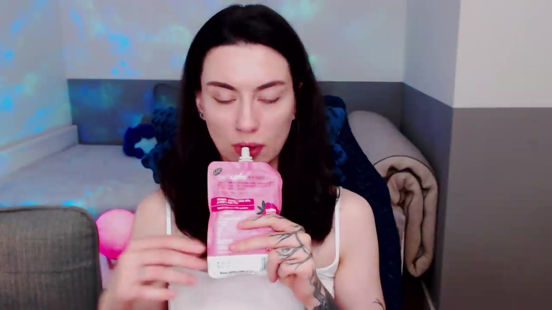 Gallery image thumbnail from HeyAriel's myfreecams stream on, 08/25/2026, 23:06 image 14 of 20
