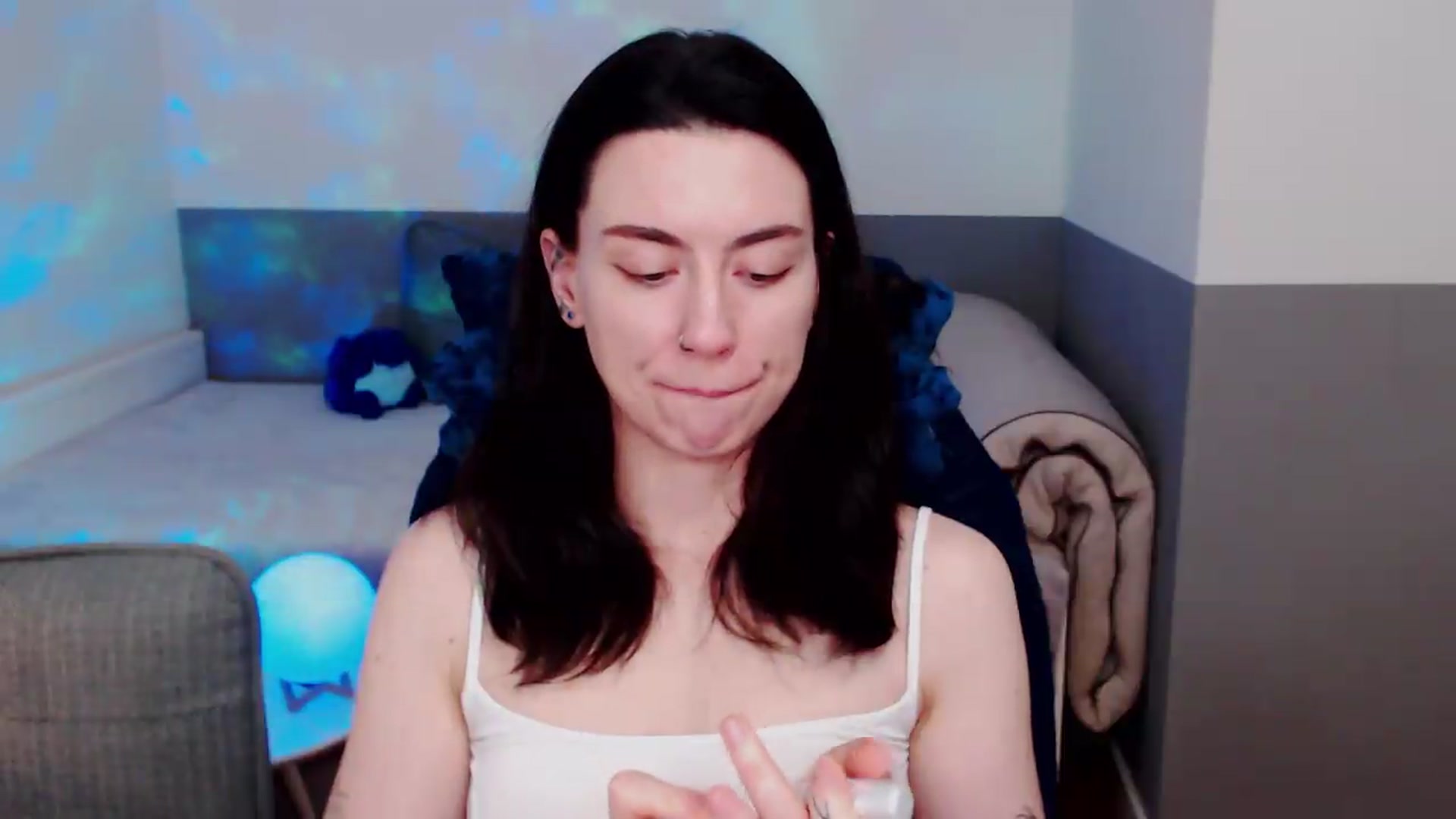 Gallery image thumbnail from HeyAriel's myfreecams stream on, 08/25/2026, 23:06 image 12 of 20