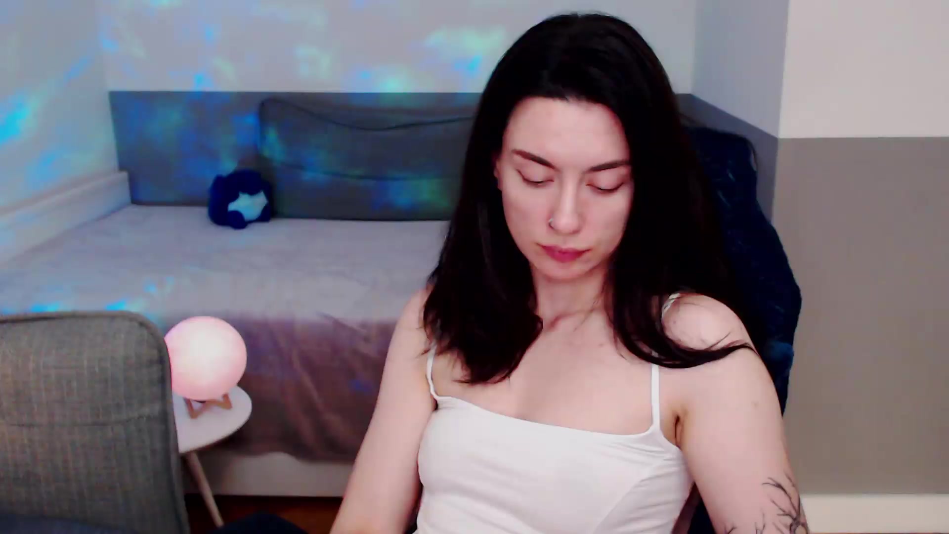 Gallery image thumbnail from HeyAriel's myfreecams stream on, 08/26/2026, 02:45 image 15 of 20