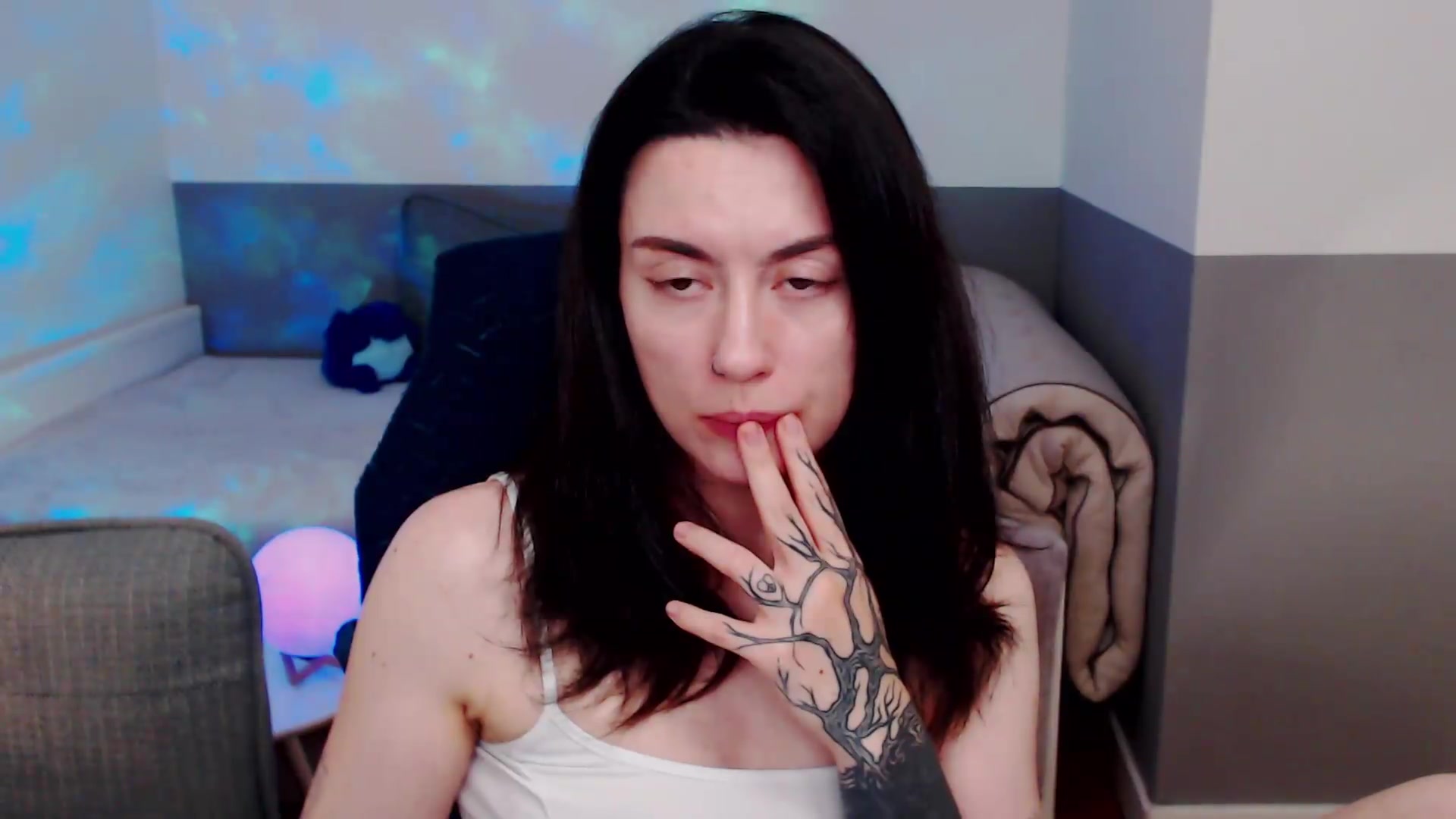 Gallery image thumbnail from HeyAriel's myfreecams stream on, 08/26/2026, 02:45 image 12 of 20
