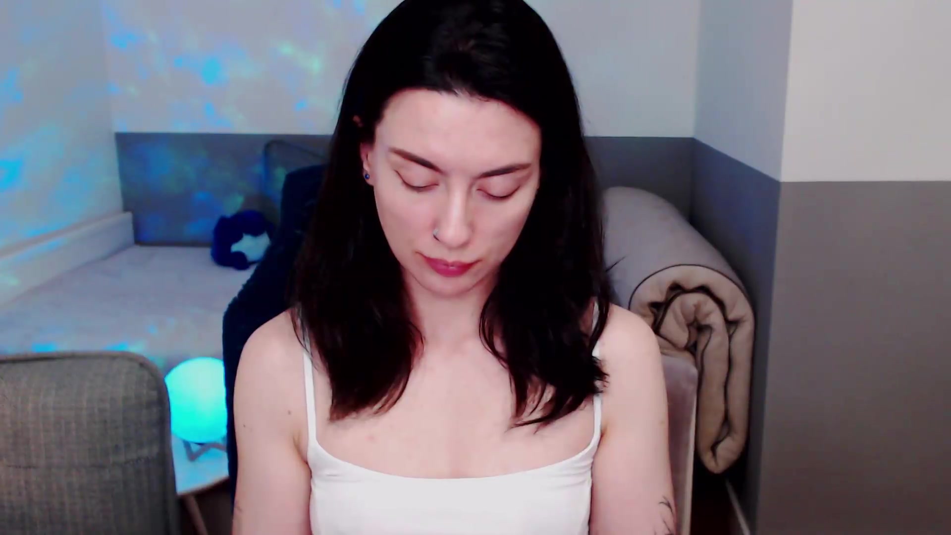 Gallery image thumbnail from HeyAriel's myfreecams stream on, 08/26/2026, 02:45 image 8 of 20
