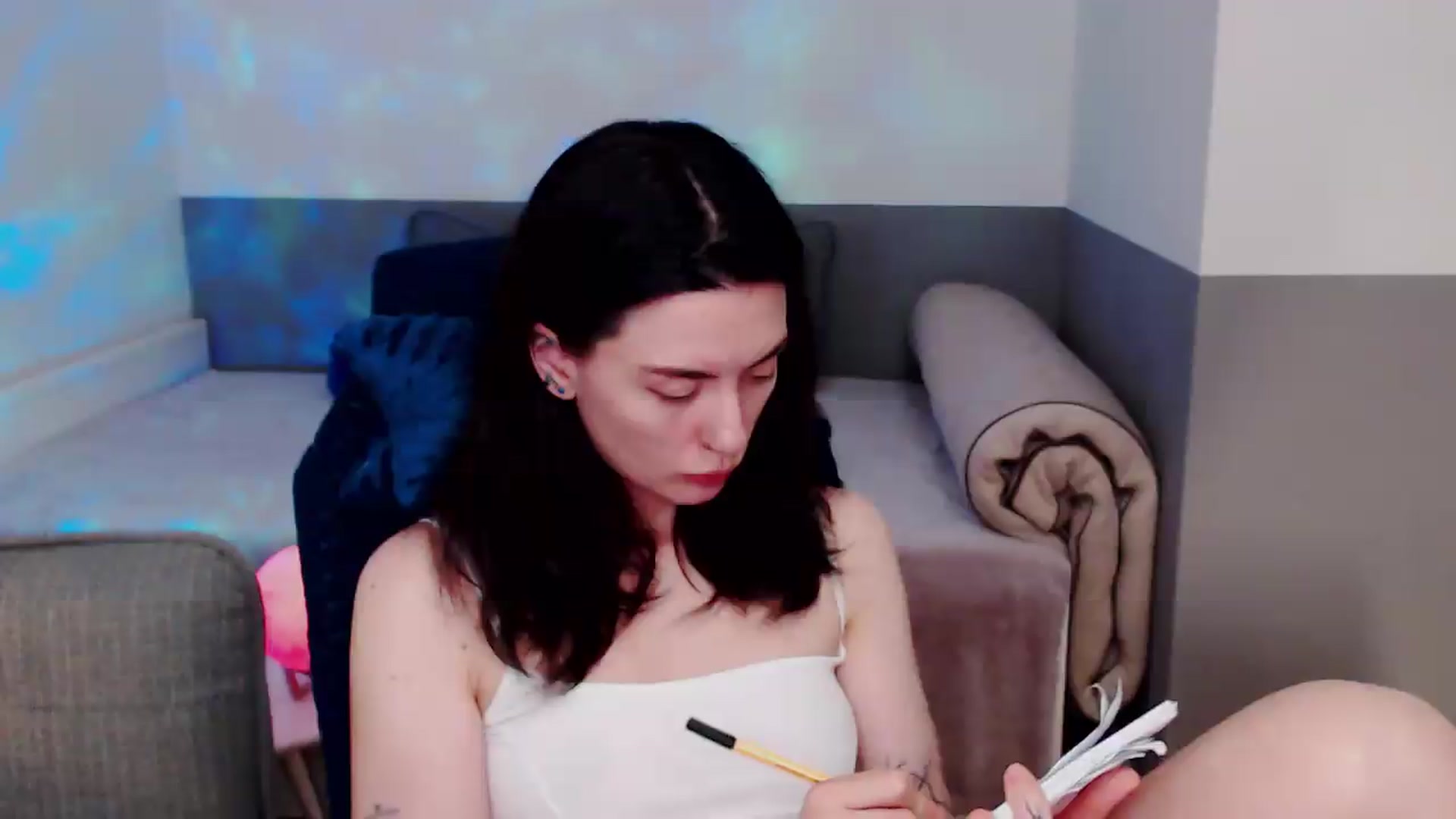 Gallery image thumbnail from HeyAriel's myfreecams stream on, 08/26/2026, 02:45 image 6 of 20