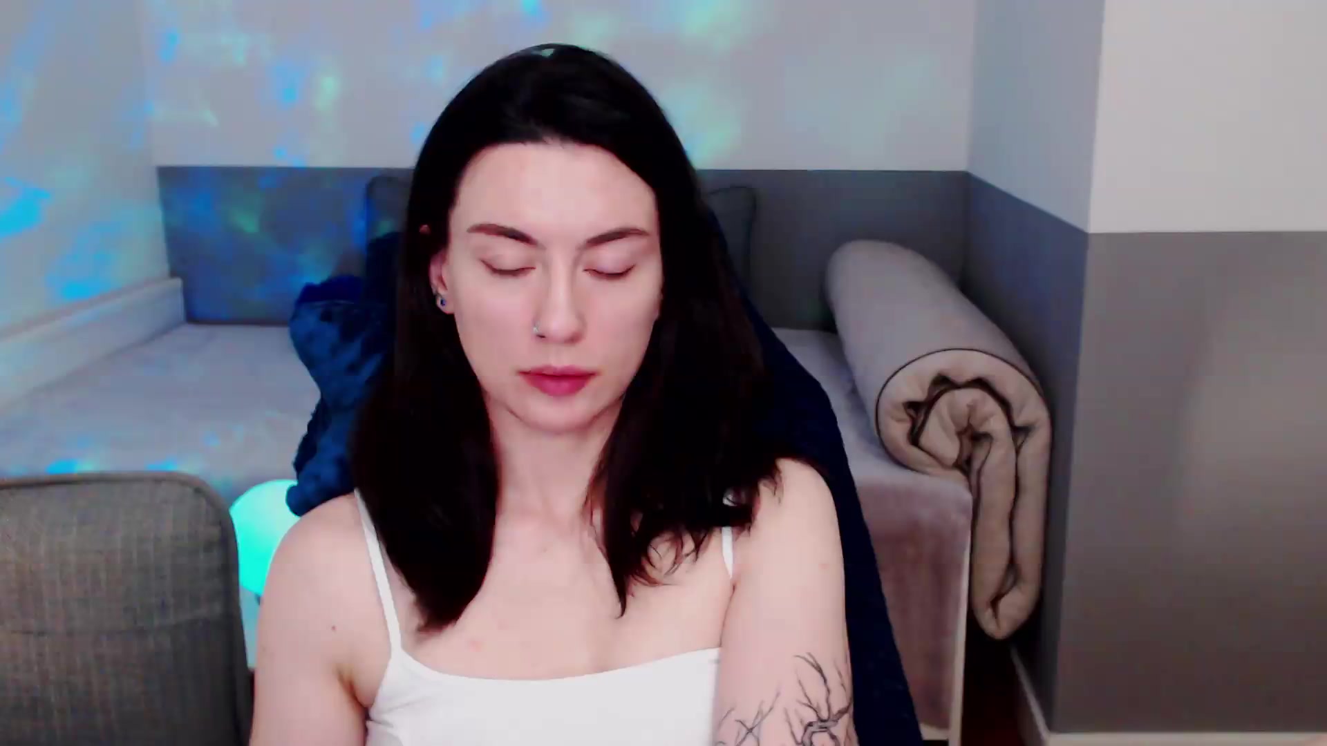 Gallery image thumbnail from HeyAriel's myfreecams stream on, 08/26/2026, 02:45 image 9 of 20