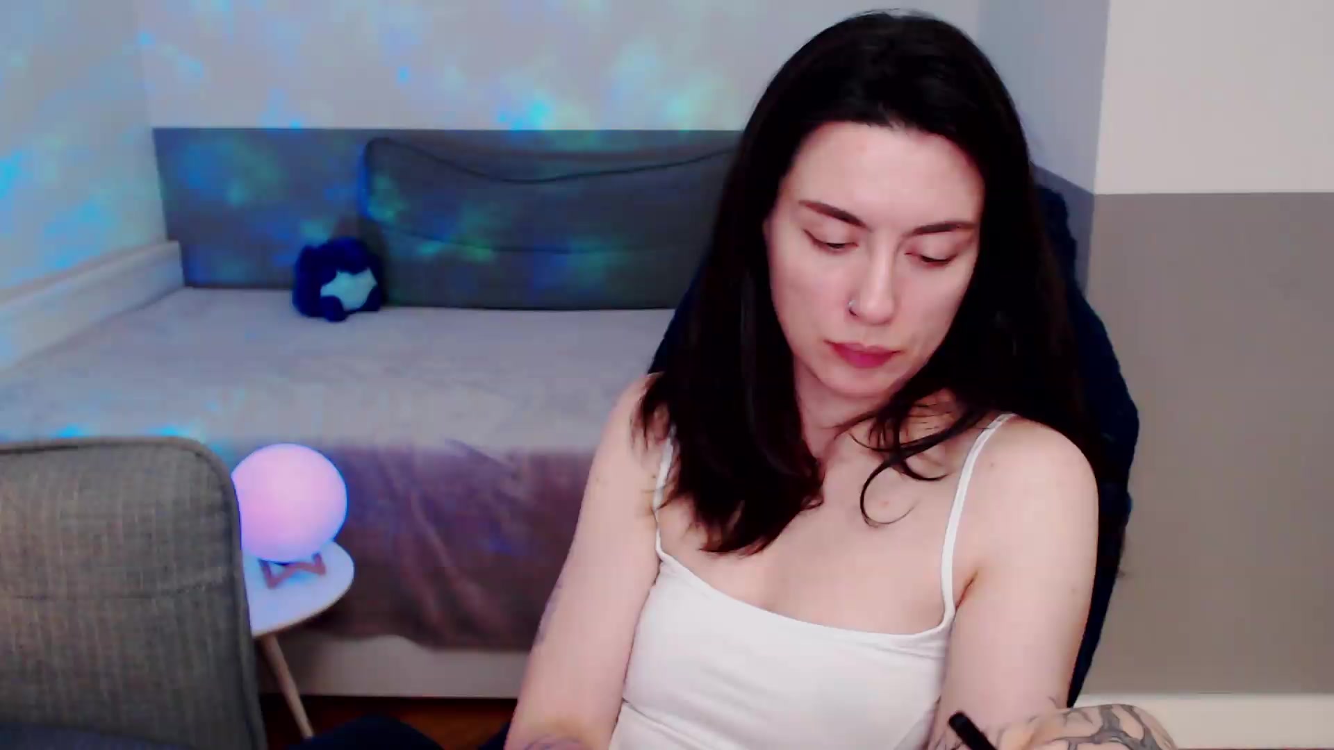 Gallery image thumbnail from HeyAriel's myfreecams stream on, 08/26/2026, 03:02 image 14 of 20
