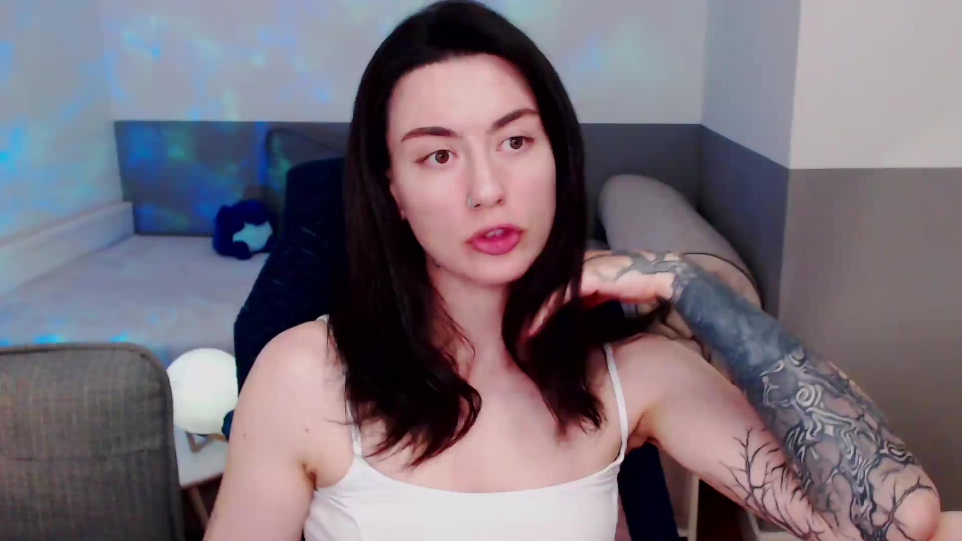 Gallery image thumbnail from HeyAriel's myfreecams stream on, 08/26/2026, 03:02 image 10 of 20