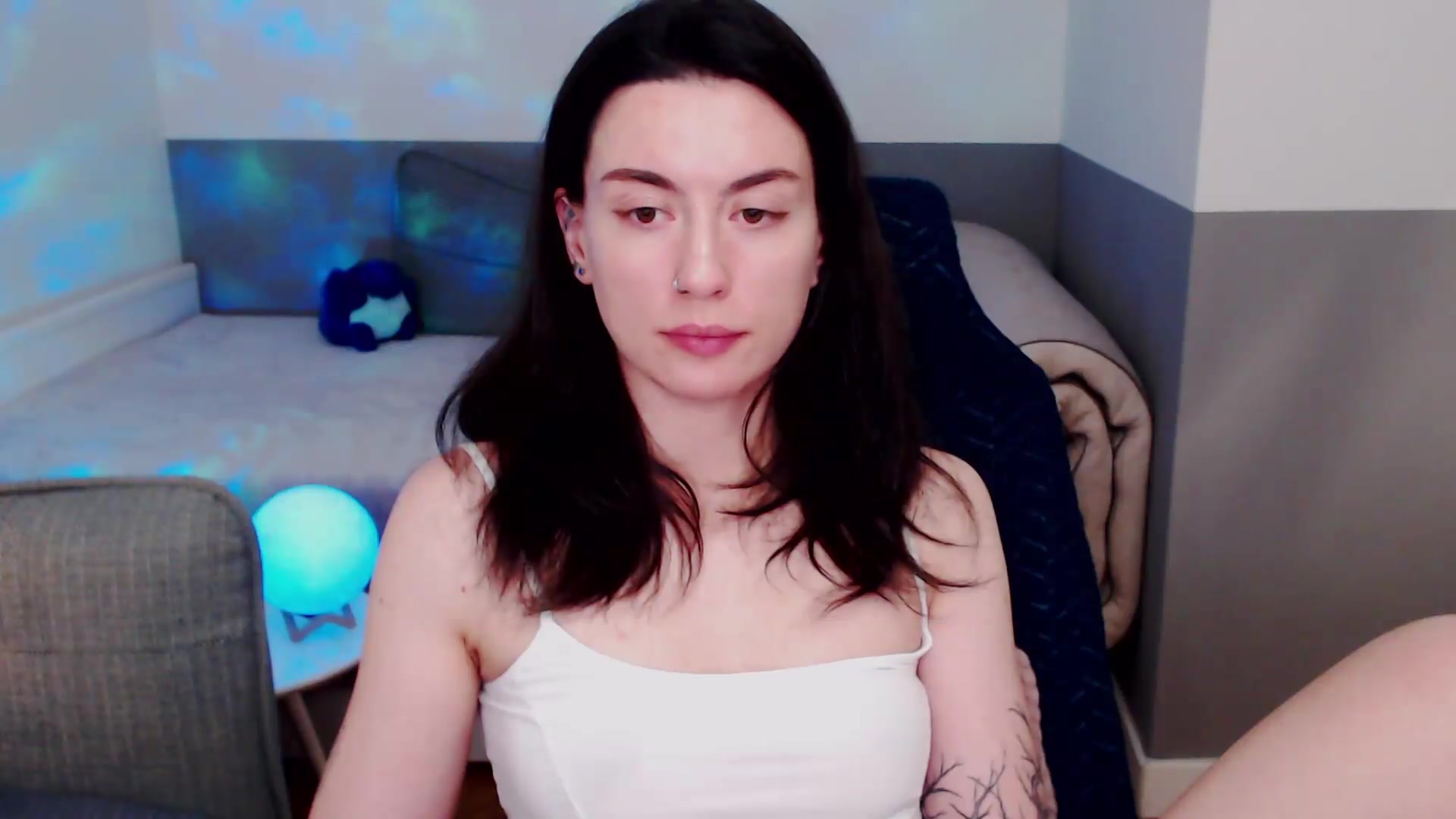 Gallery image thumbnail from HeyAriel's myfreecams stream on, 08/26/2026, 03:02 image 16 of 20