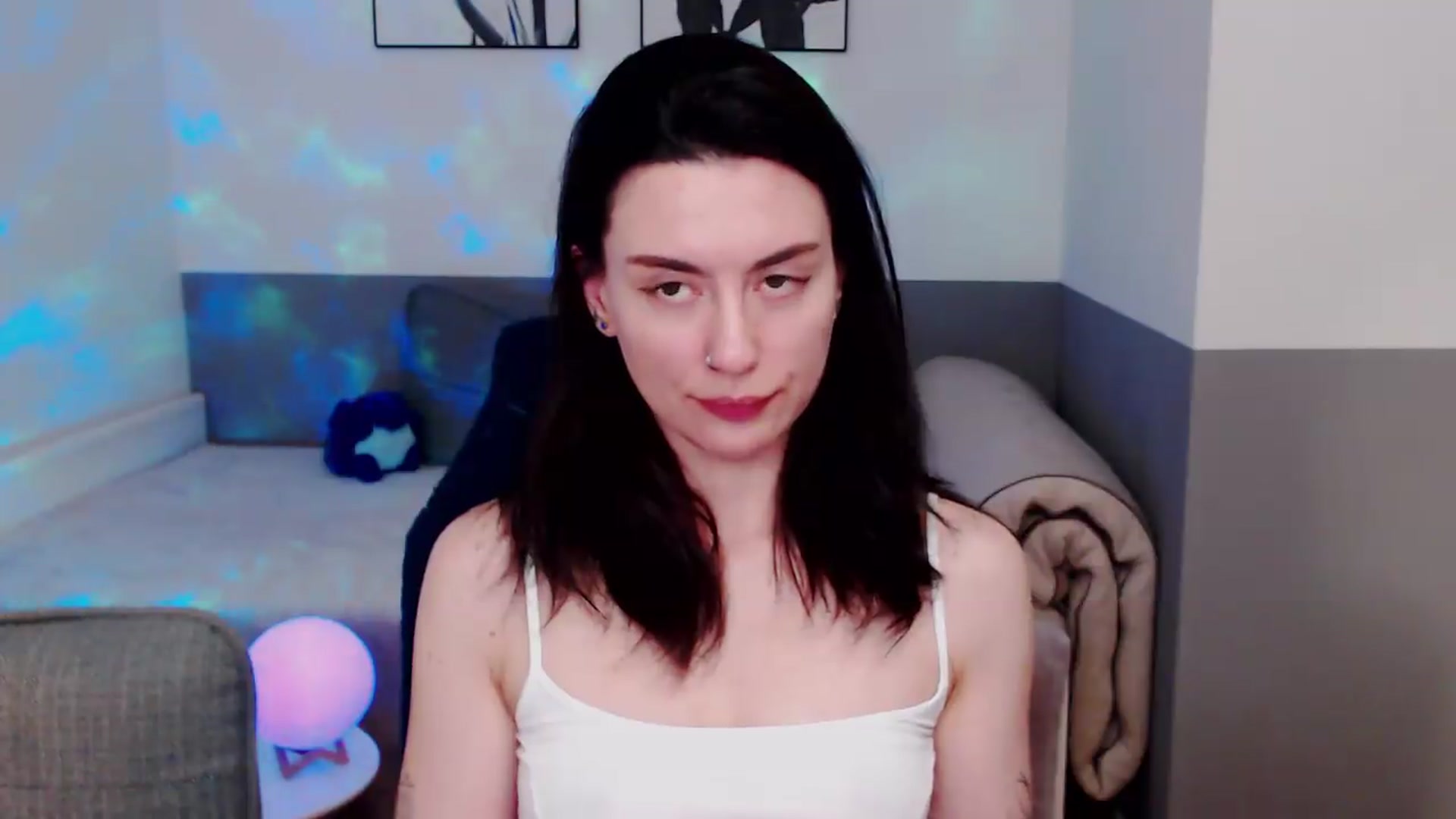 Gallery image thumbnail from HeyAriel's myfreecams stream on, 08/26/2026, 03:02 image 4 of 20