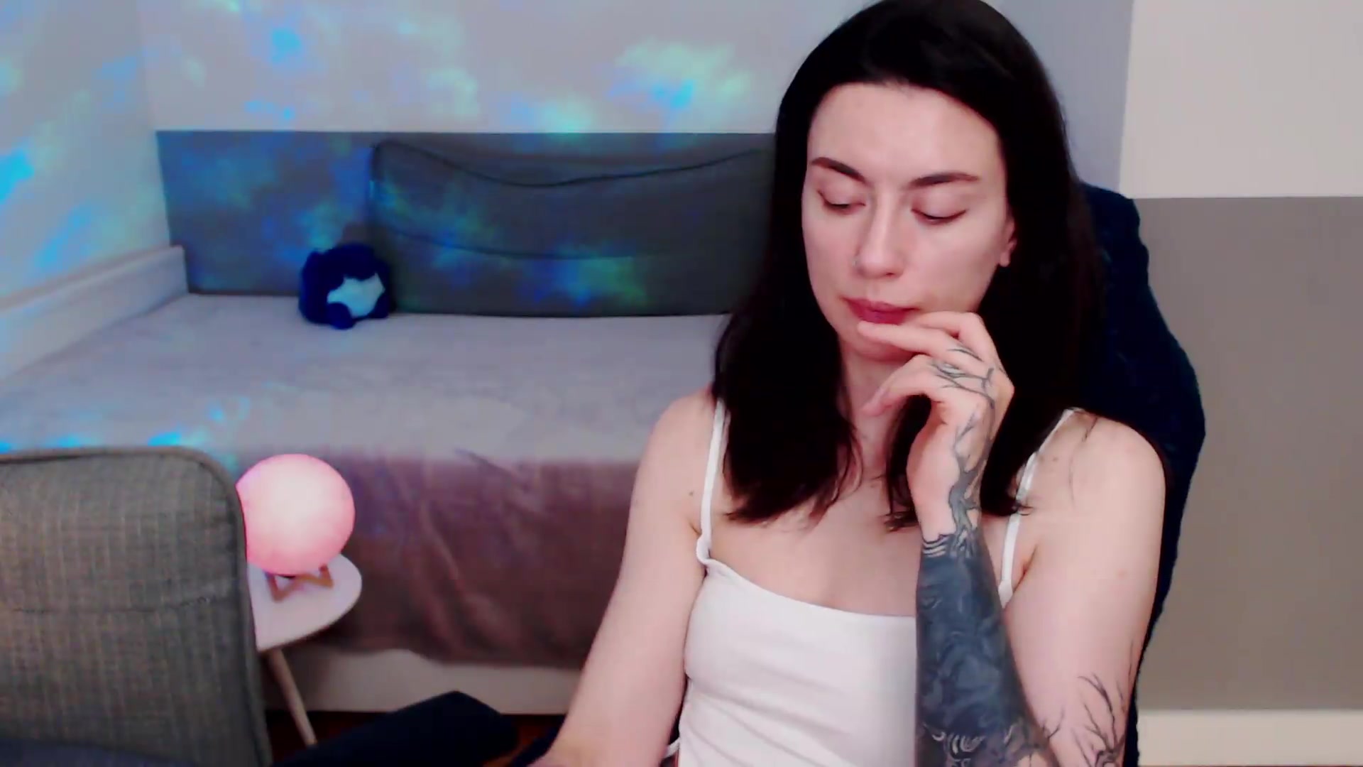 Gallery image thumbnail from HeyAriel's myfreecams stream on, 08/26/2026, 03:02 image 17 of 20