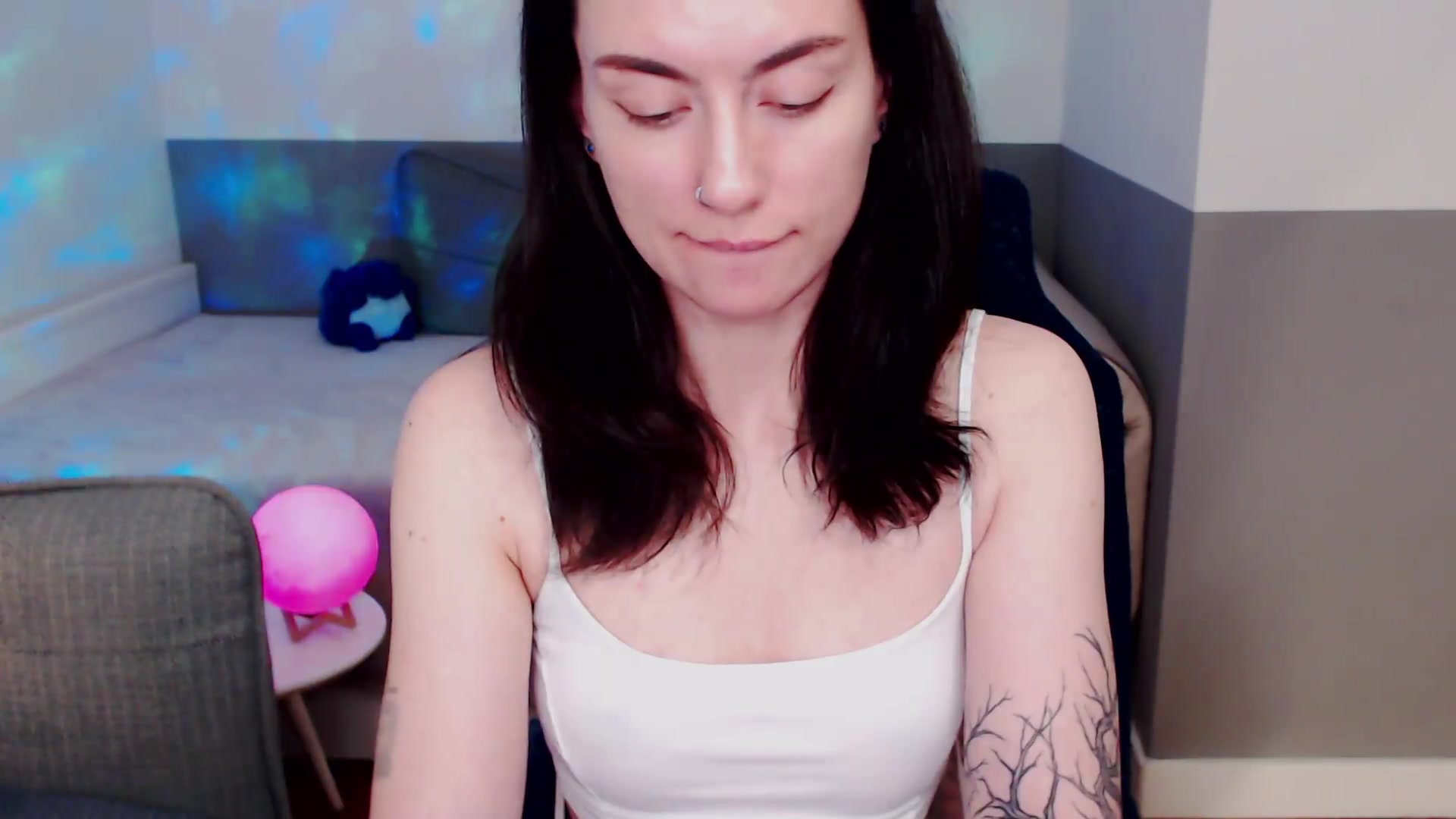 Gallery image thumbnail from HeyAriel's myfreecams stream on, 08/26/2026, 03:02 image 18 of 20
