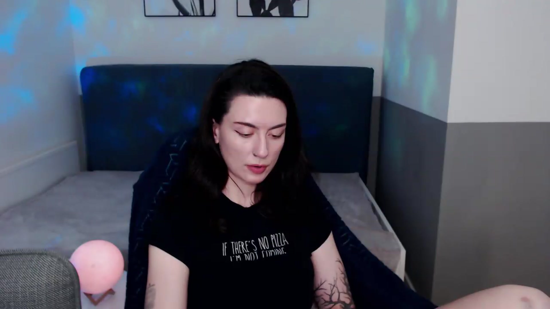 Gallery image thumbnail from HeyAriel's myfreecams stream on, 09/01/2026, 24:25 image 16 of 20