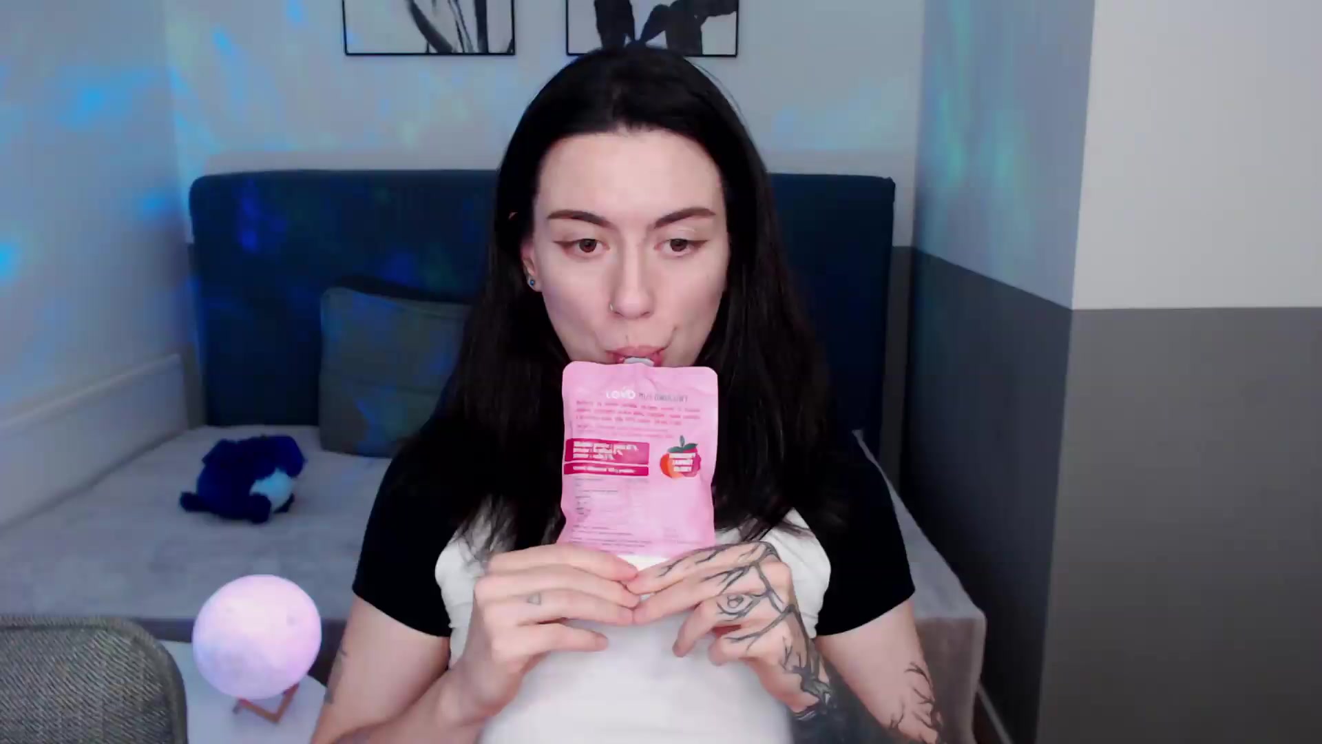 Gallery image thumbnail from HeyAriel's myfreecams stream on, 09/10/2026, 16:47 image 18 of 20