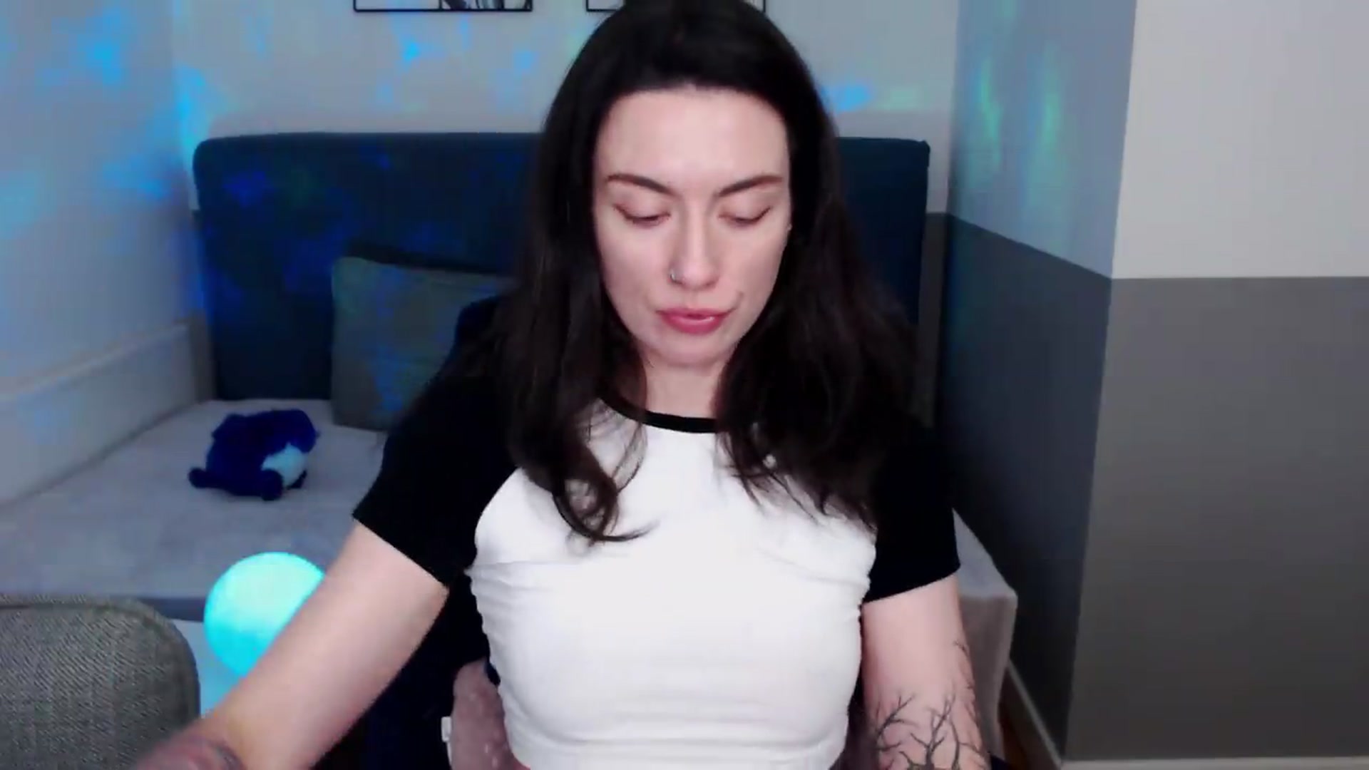 Gallery image thumbnail from HeyAriel's myfreecams stream on, 09/10/2026, 16:58 image 6 of 20