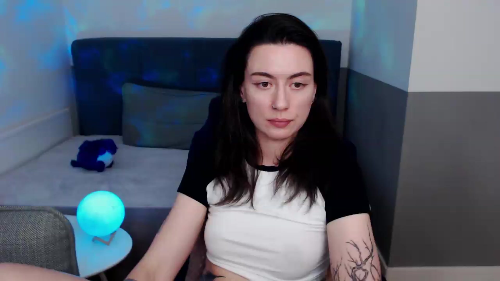 Gallery image thumbnail from HeyAriel's myfreecams stream on, 09/10/2026, 18:55 image 15 of 20
