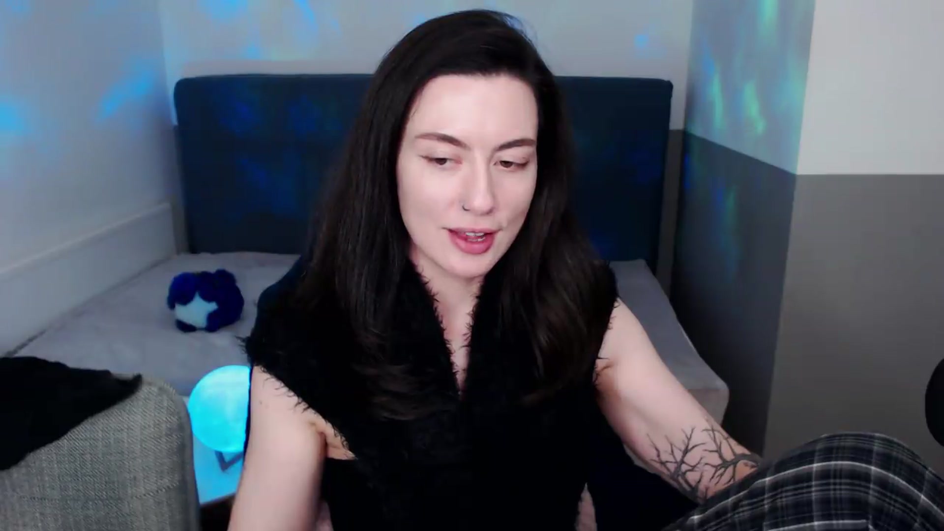 Gallery image thumbnail from HeyAriel's myfreecams stream on, 09/12/2026, 17:26 image 20 of 20
