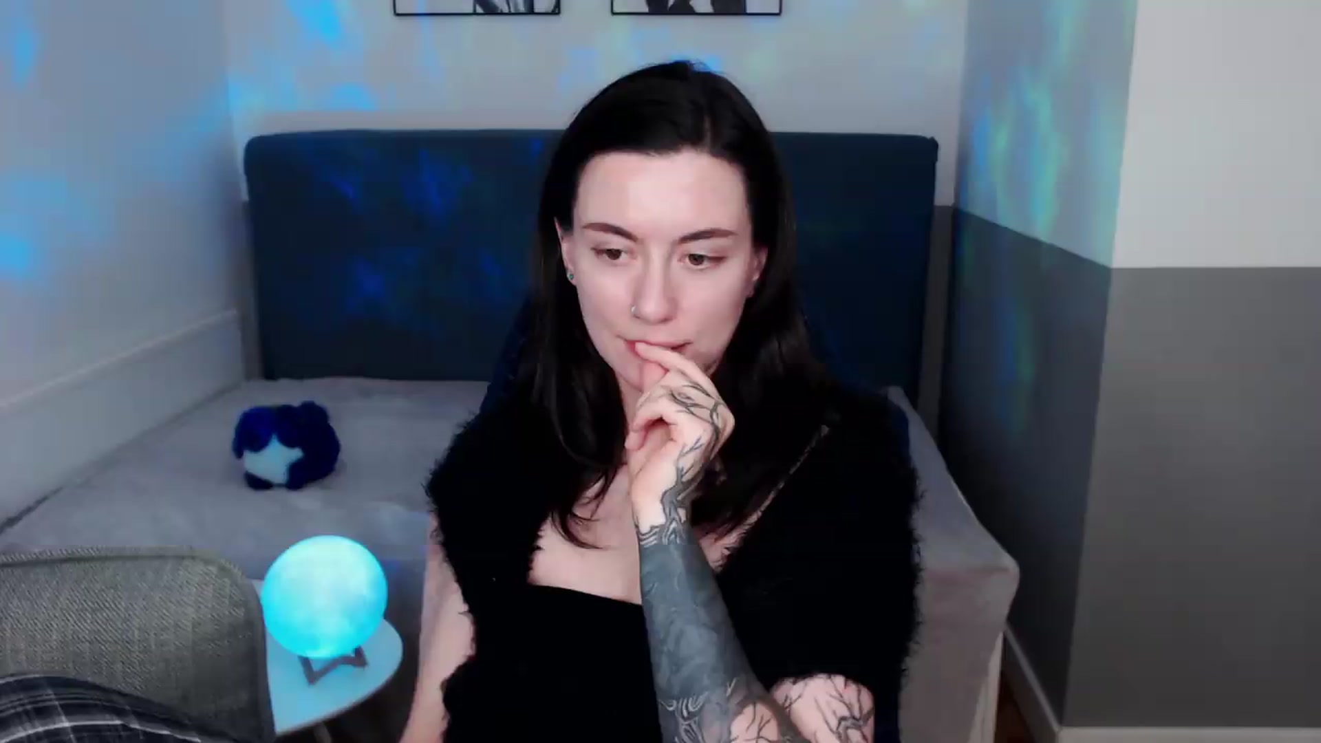 Gallery image thumbnail from HeyAriel's myfreecams stream on, 09/12/2026, 21:18 image 17 of 20