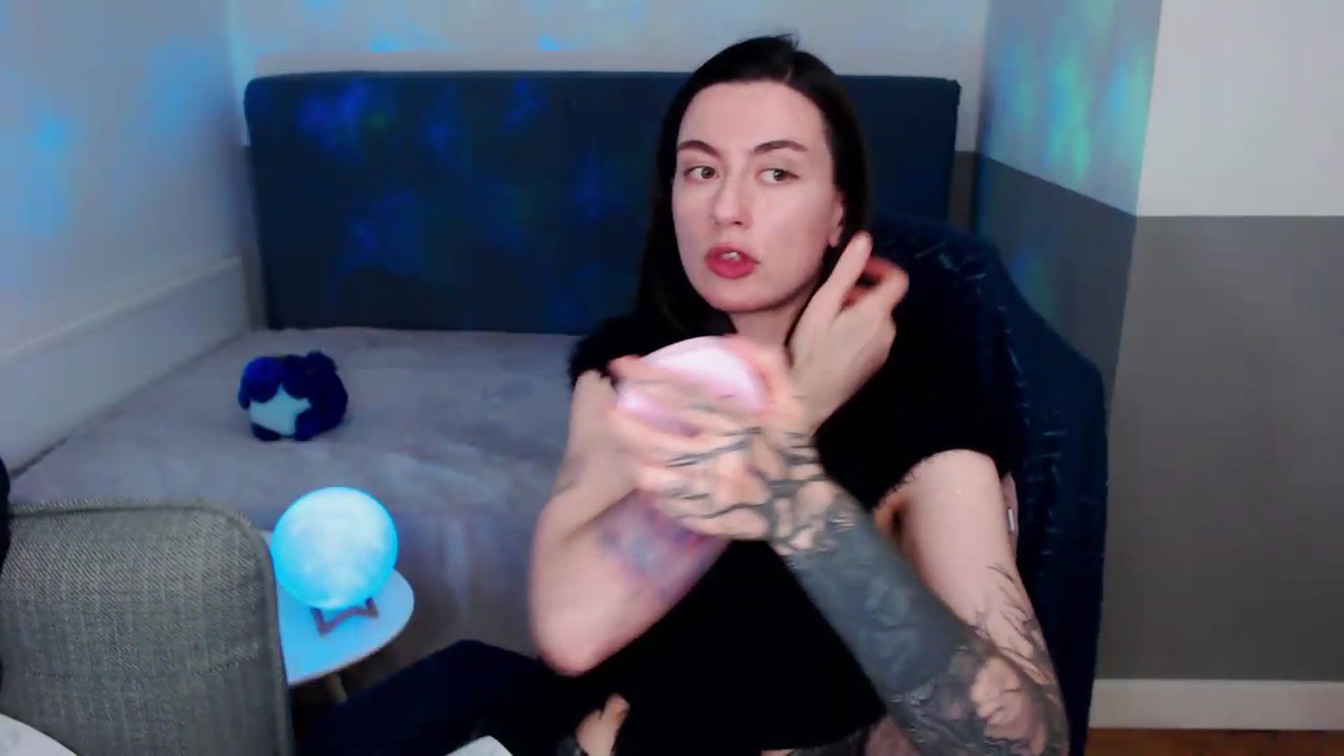 Gallery image thumbnail from HeyAriel's myfreecams stream on, 09/12/2026, 21:18 image 11 of 20