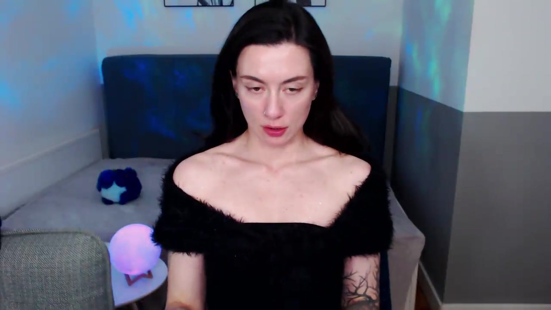 Gallery image thumbnail from HeyAriel's myfreecams stream on, 09/12/2026, 21:18 image 14 of 20