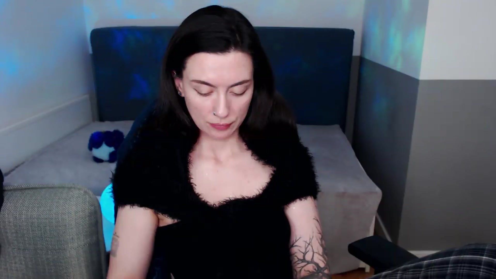 Gallery image thumbnail from HeyAriel's myfreecams stream on, 09/12/2026, 21:18 image 10 of 20