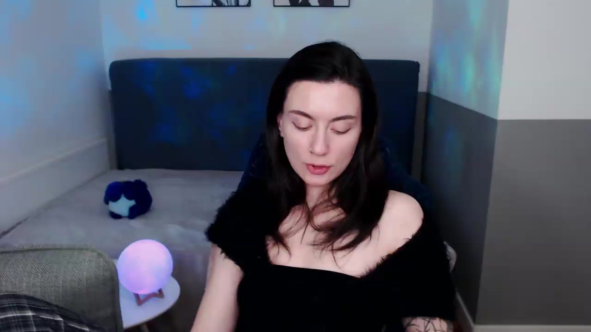 Gallery image thumbnail from HeyAriel's myfreecams stream on, 09/12/2026, 21:18 image 18 of 20