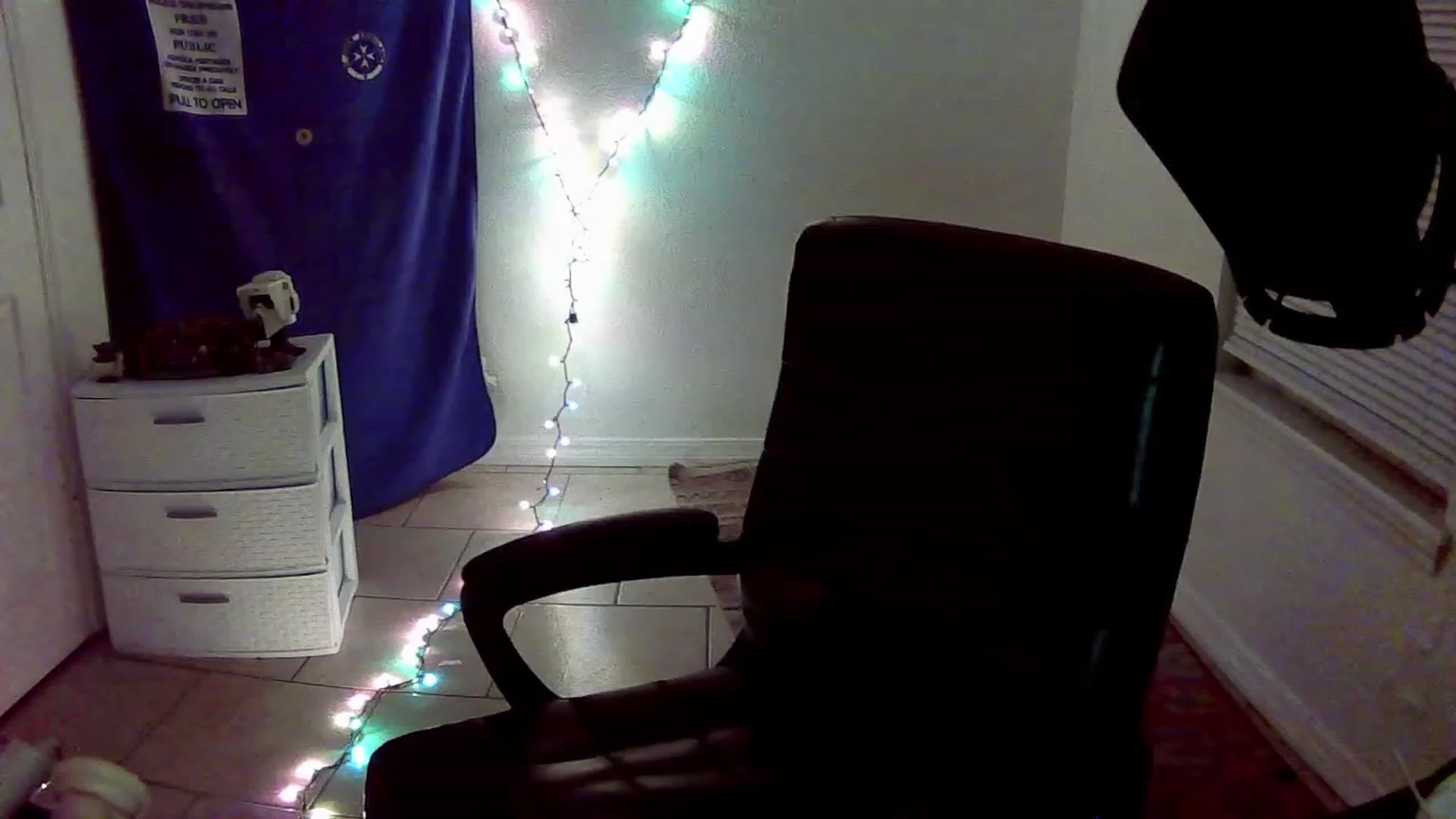 Gallery image thumbnail from HeyHeyShae's myfreecams stream on, 11/20/2022, 05:50 image 11 of 20