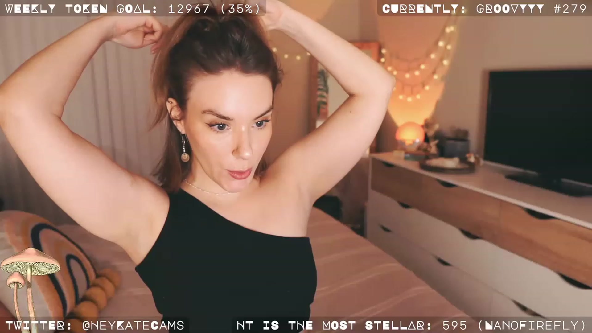 Gallery image thumbnail from HeyKate's myfreecams stream on, 11/20/2022, 05:45 image 16 of 20