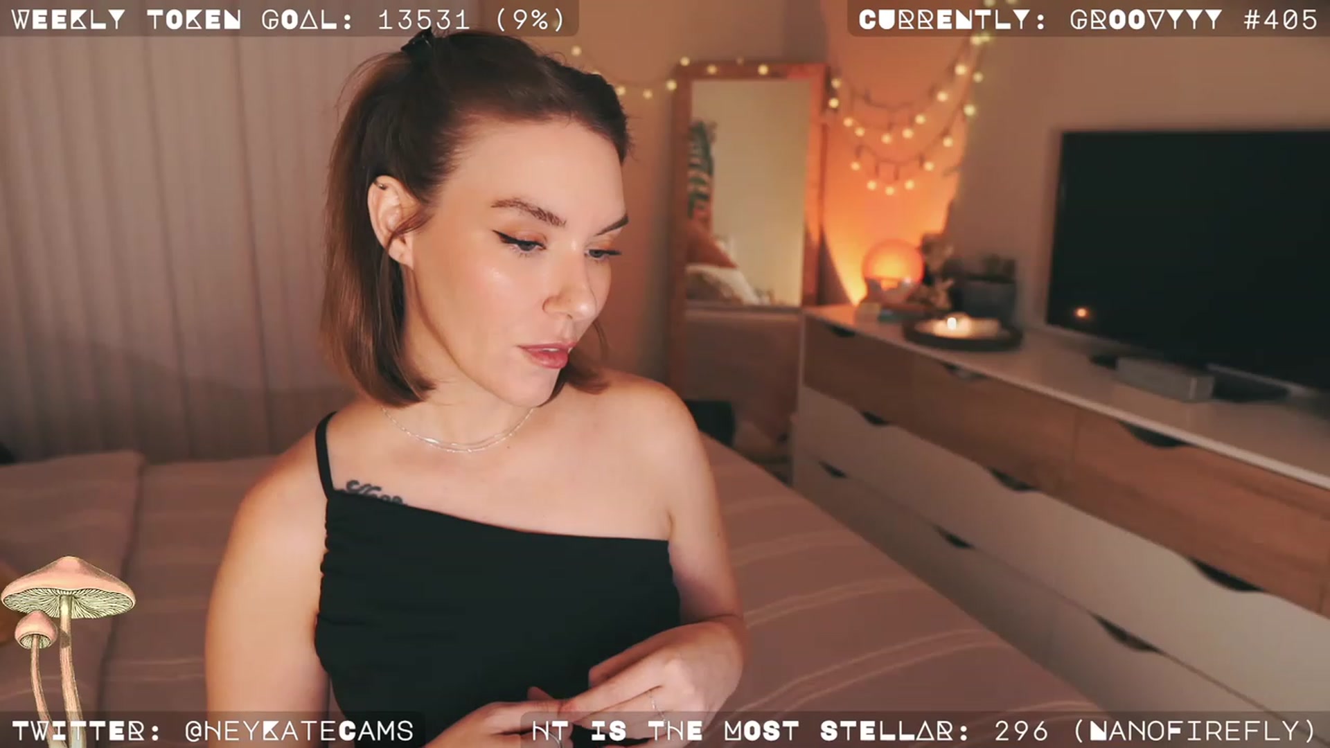 Gallery image thumbnail from HeyKate's myfreecams stream on, 11/26/2022, 08:27 image 4 of 20