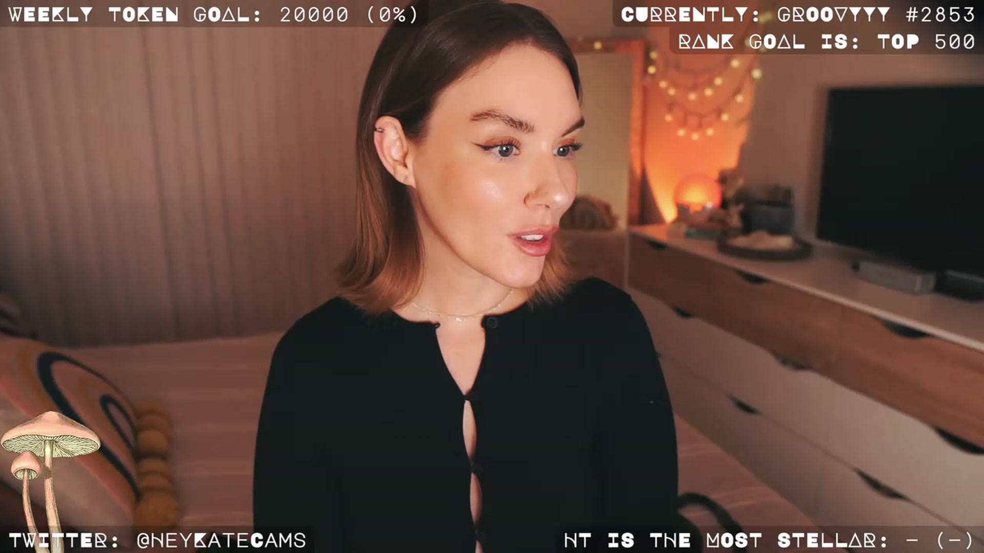 Gallery image thumbnail from HeyKate's myfreecams stream on, 12/03/2022, 08:13 image 2 of 20