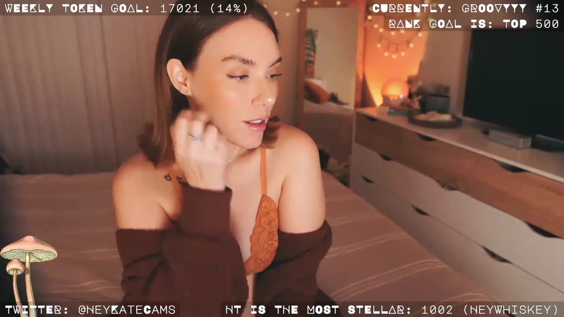 Gallery image thumbnail from HeyKate's myfreecams stream on, 12/04/2022, 07:57 image 8 of 20
