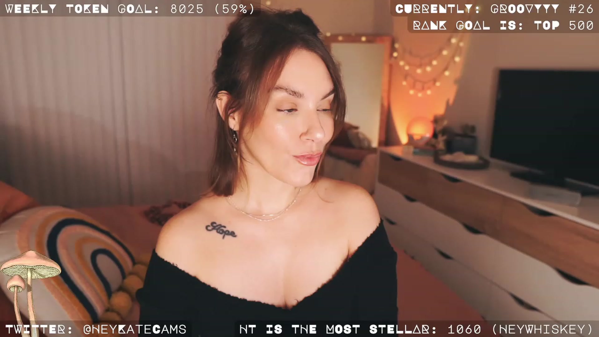 Gallery image thumbnail from HeyKate's myfreecams stream on, 12/07/2022, 05:29 image 9 of 20
