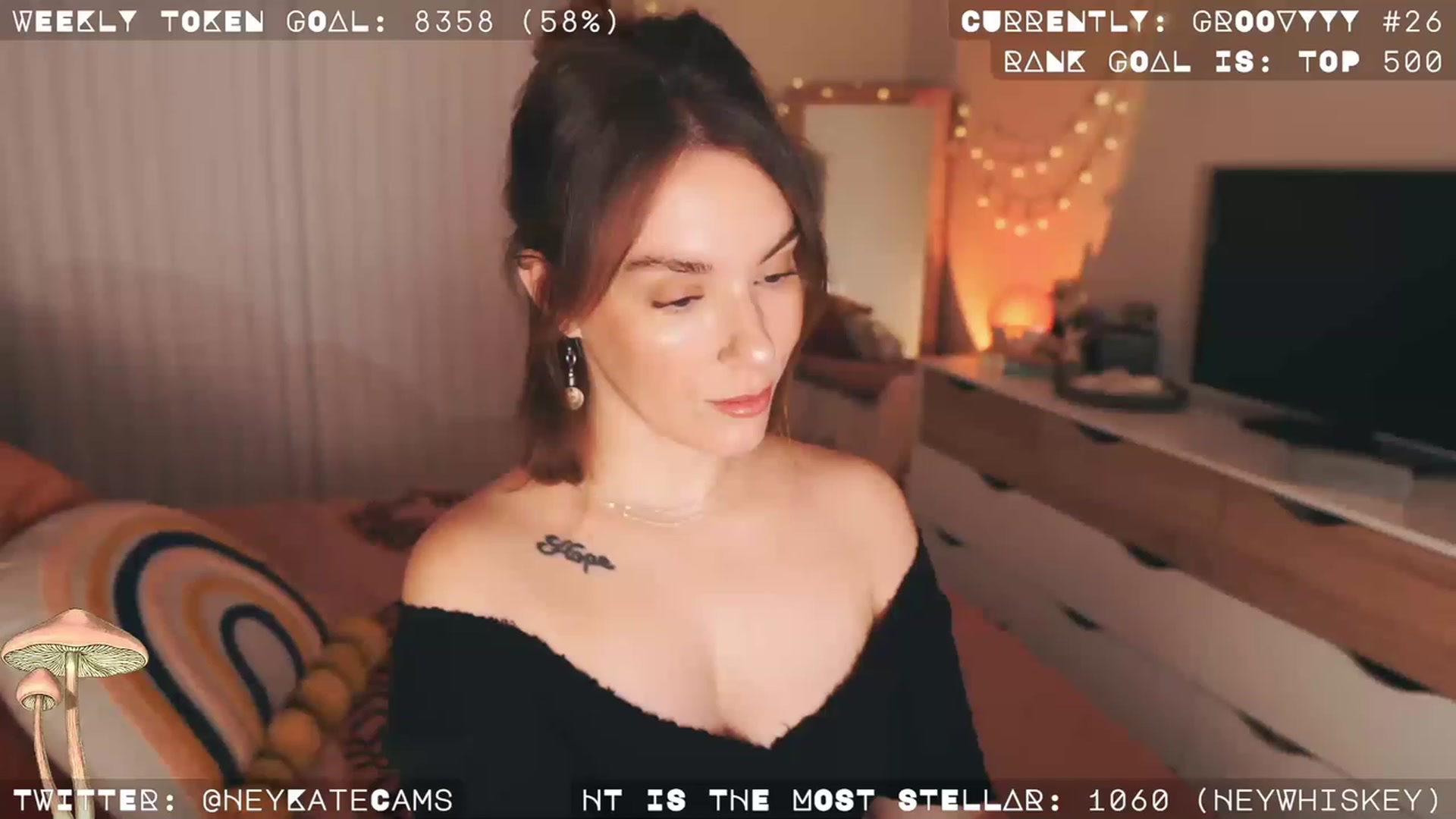 Gallery image thumbnail from HeyKate's myfreecams stream on, 12/07/2022, 05:29 image 8 of 20