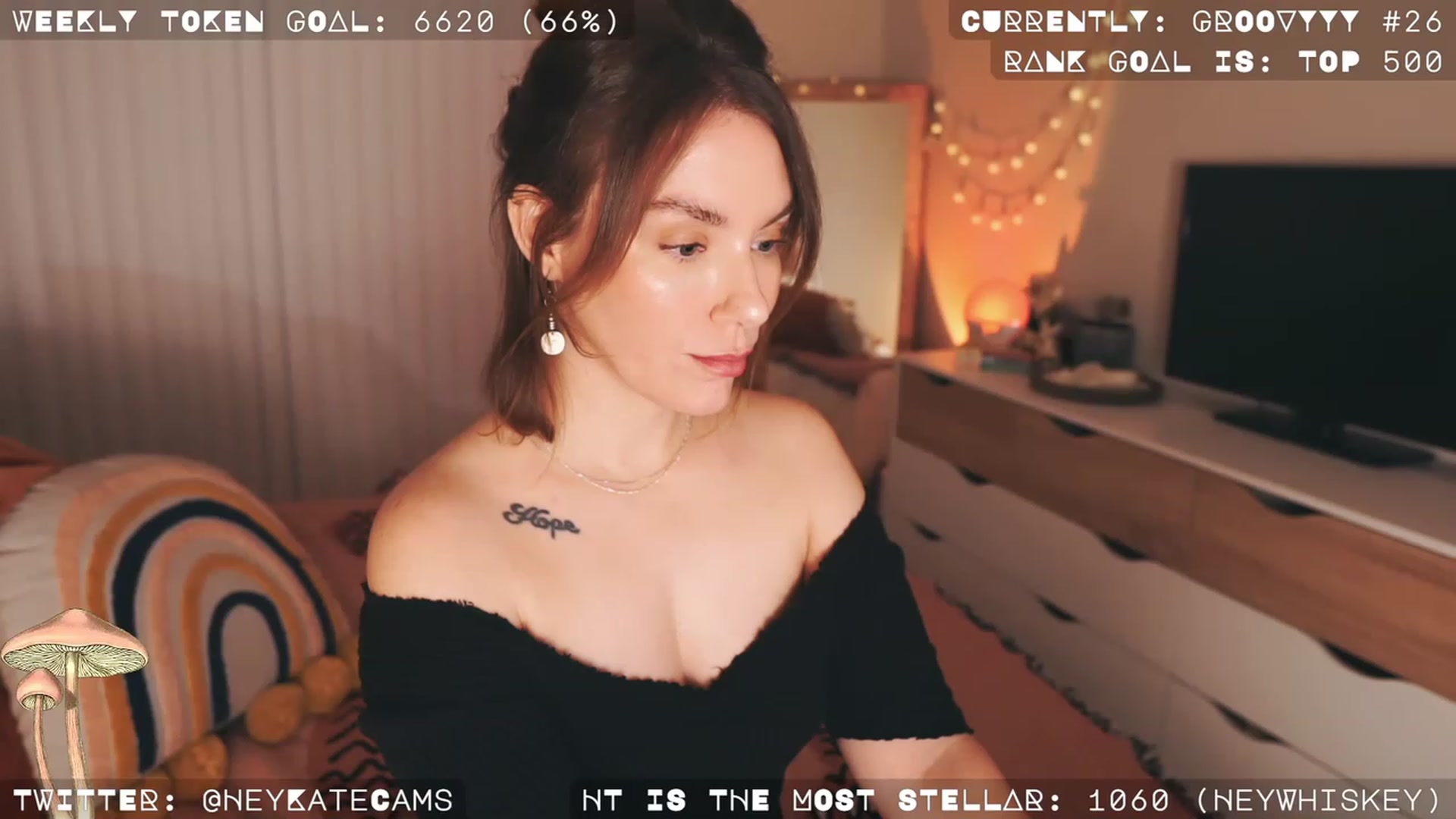 Gallery image thumbnail from HeyKate's myfreecams stream on, 12/07/2022, 08:12 image 4 of 20