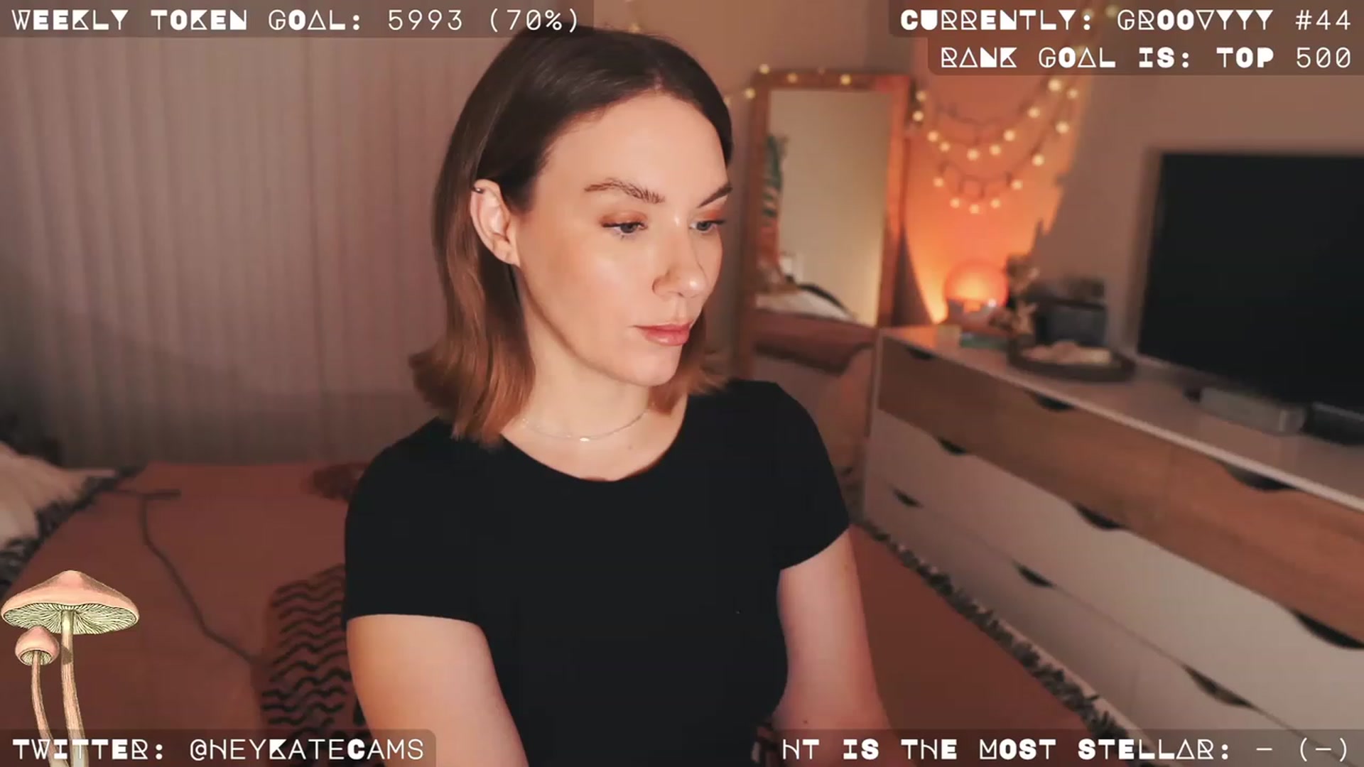Gallery image thumbnail from HeyKate's myfreecams stream on, 12/09/2022, 04:17 image 6 of 20