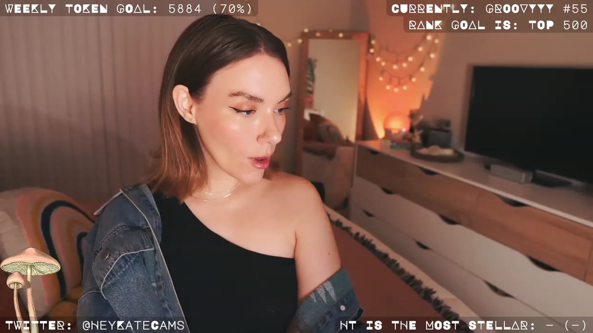 Gallery image thumbnail from HeyKate's myfreecams stream on, 12/10/2022, 05:01 image 20 of 20
