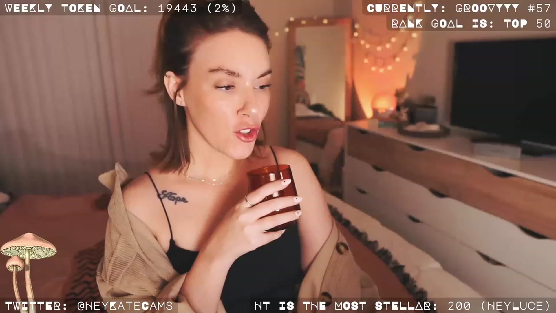 Gallery image thumbnail from HeyKate's myfreecams stream on, 12/11/2022, 05:45 image 13 of 20