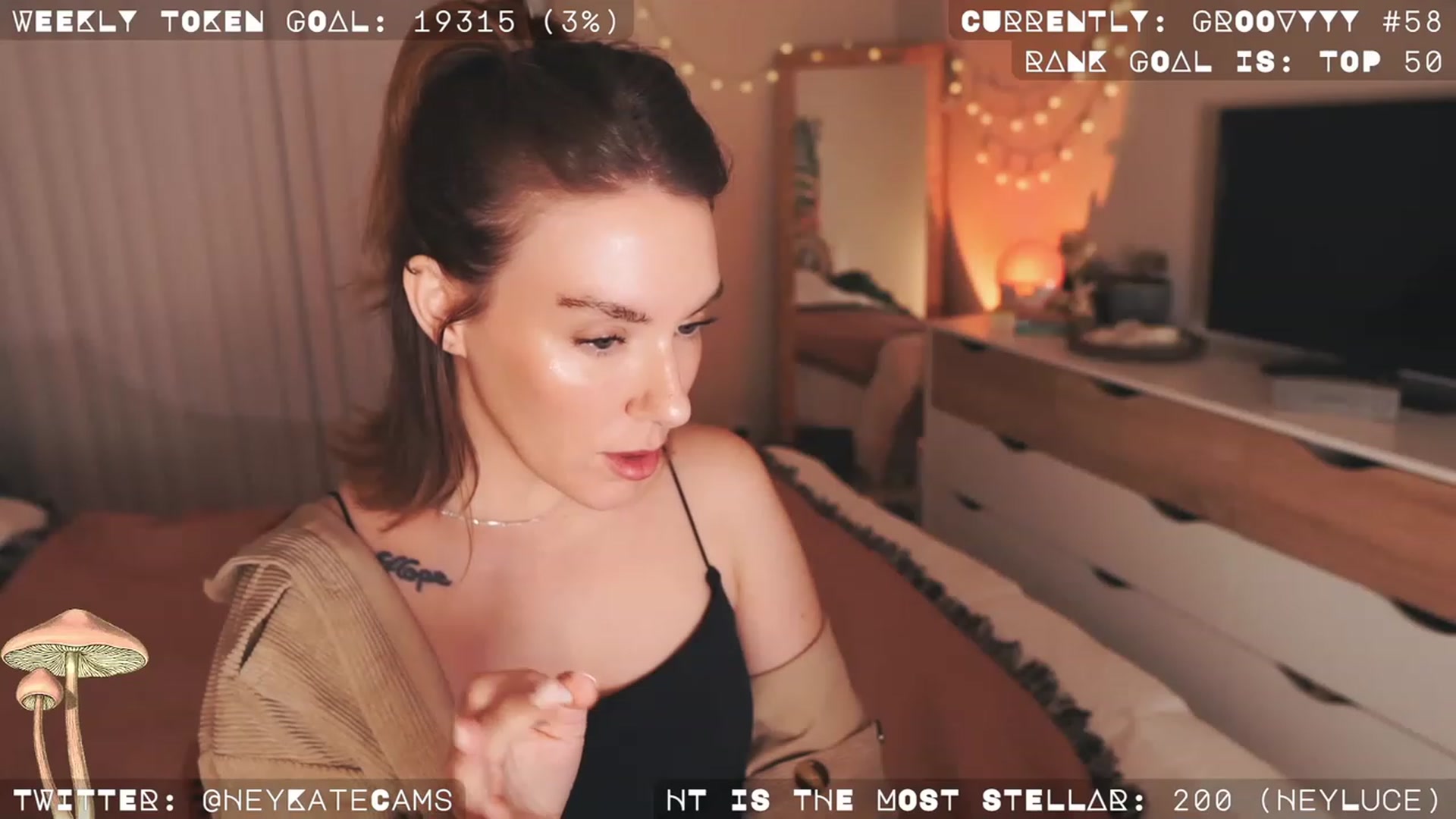 Gallery image thumbnail from HeyKate's myfreecams stream on, 12/11/2022, 05:45 image 20 of 20