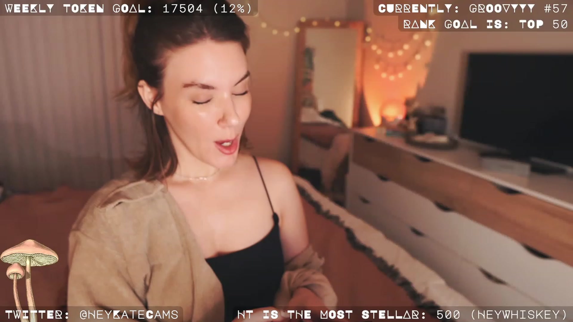 Gallery image thumbnail from HeyKate's myfreecams stream on, 12/11/2022, 08:02 image 12 of 20