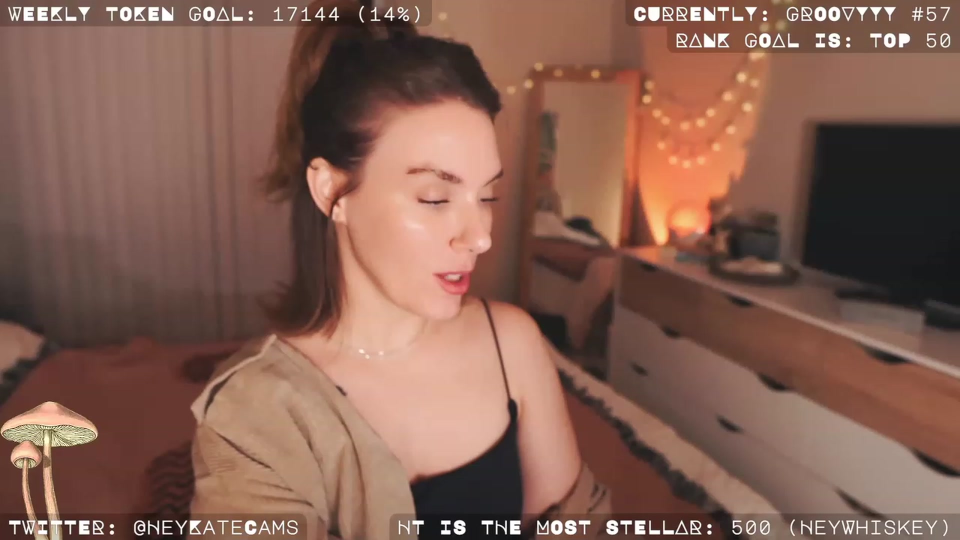 Gallery image thumbnail from HeyKate's myfreecams stream on, 12/11/2022, 08:02 image 18 of 20
