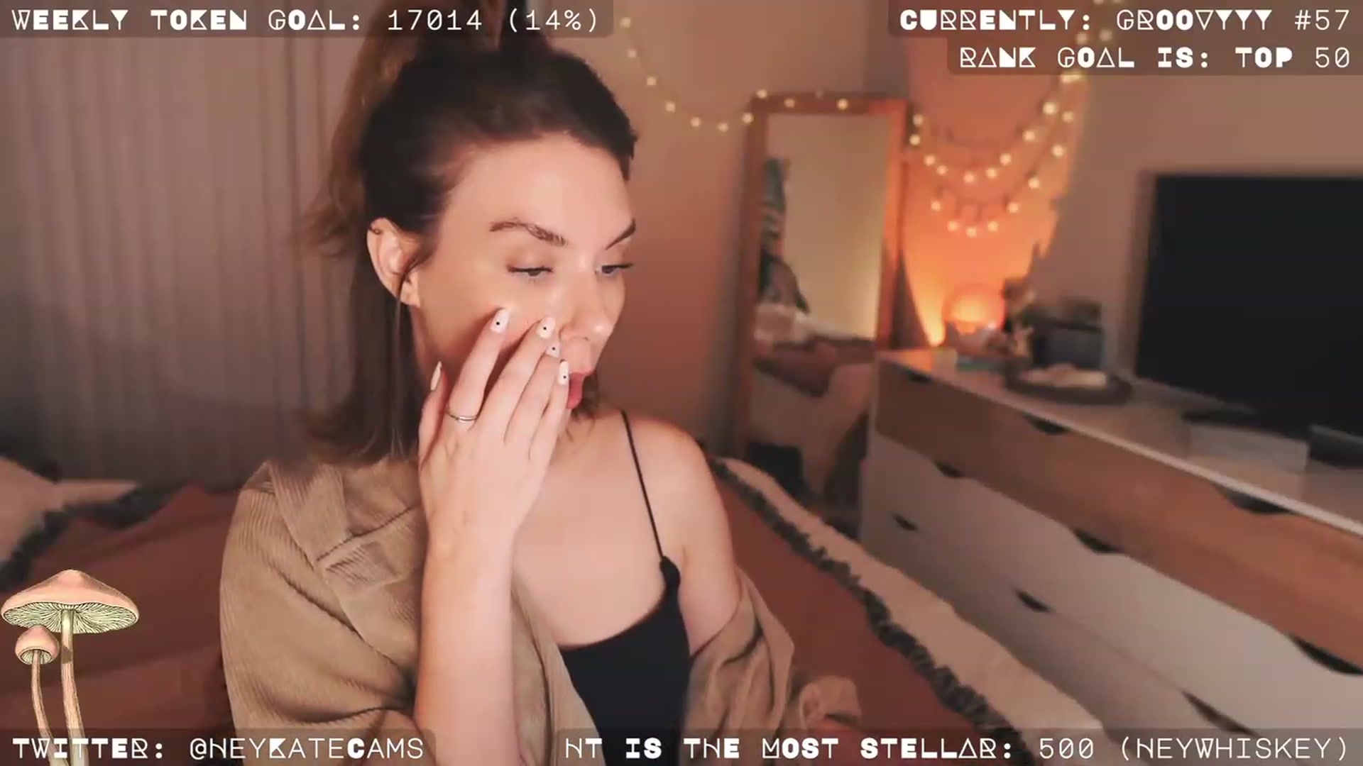 Gallery image thumbnail from HeyKate's myfreecams stream on, 12/11/2022, 08:14 image 18 of 20