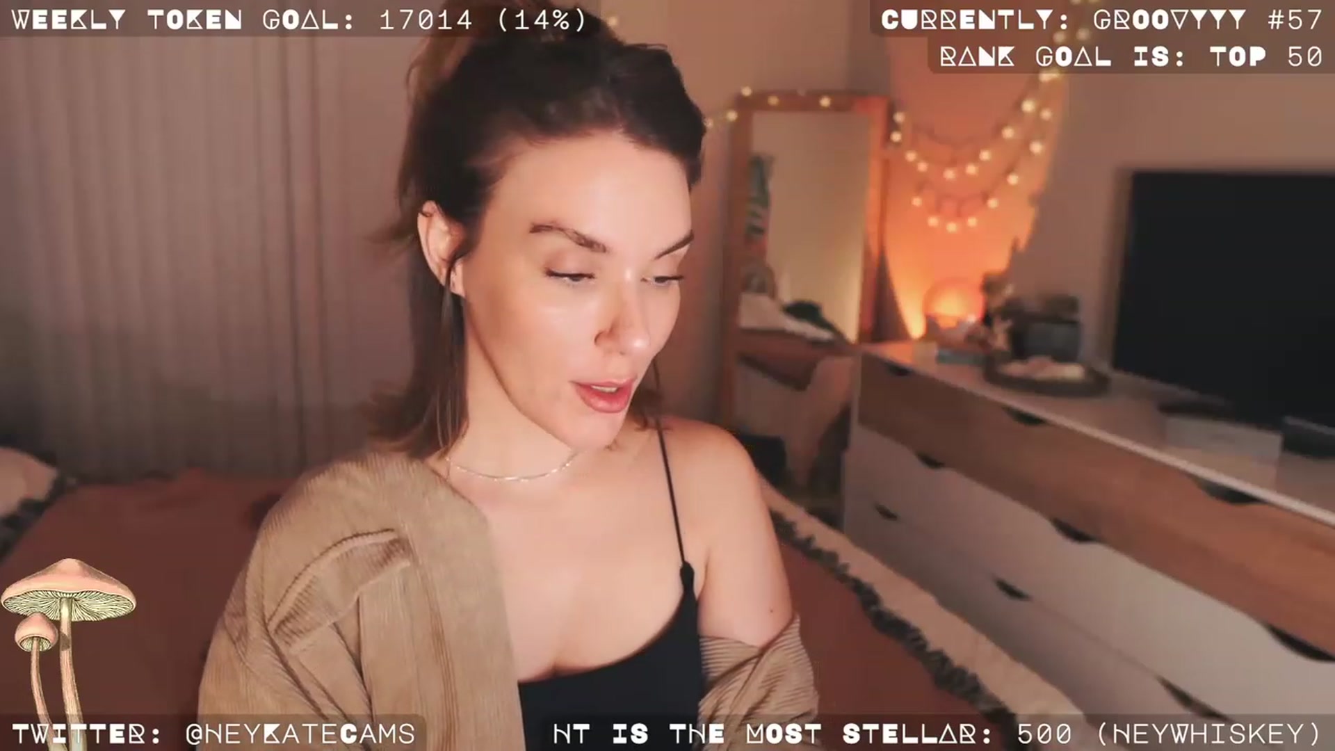 Gallery image thumbnail from HeyKate's myfreecams stream on, 12/11/2022, 08:14 image 5 of 20