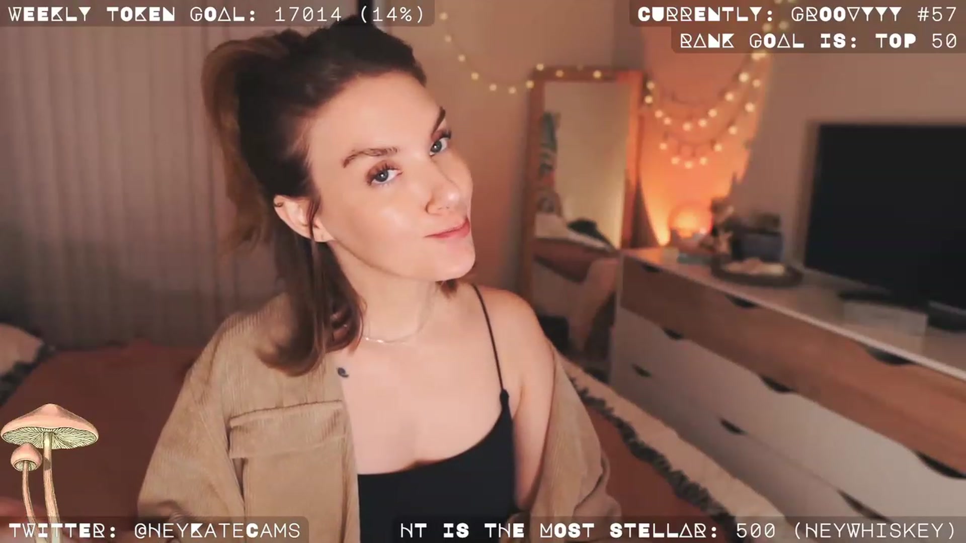 Gallery image thumbnail from HeyKate's myfreecams stream on, 12/11/2022, 08:14 image 9 of 20