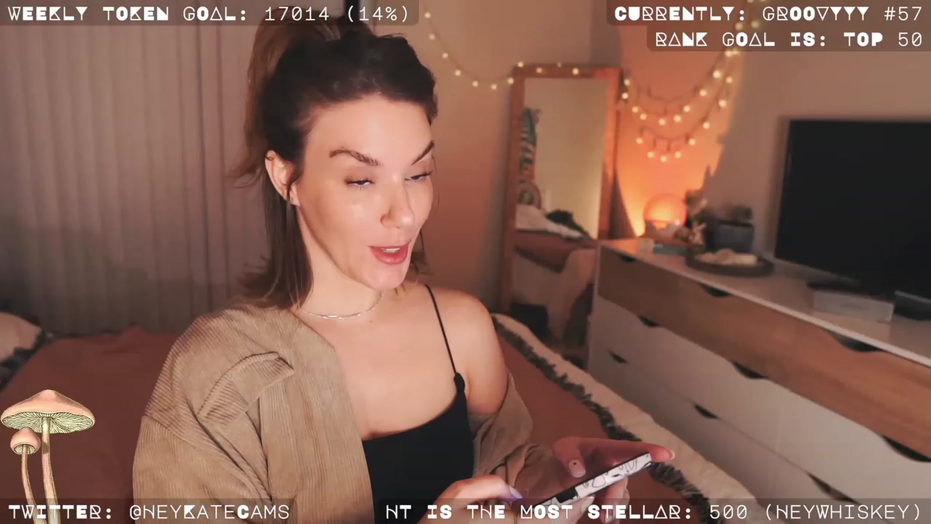 Gallery image thumbnail from HeyKate's myfreecams stream on, 12/11/2022, 08:14 image 3 of 20