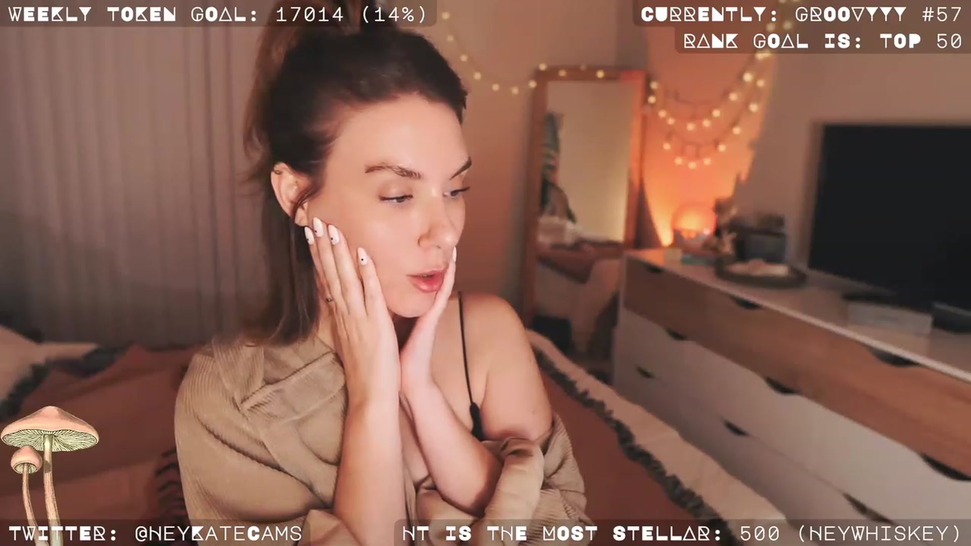 Gallery image thumbnail from HeyKate's myfreecams stream on, 12/11/2022, 08:14 image 19 of 20